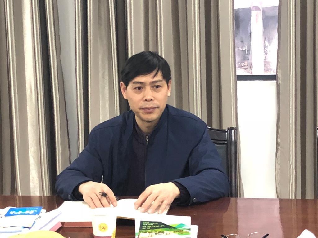 图为 学生工作部部长欧阳大文